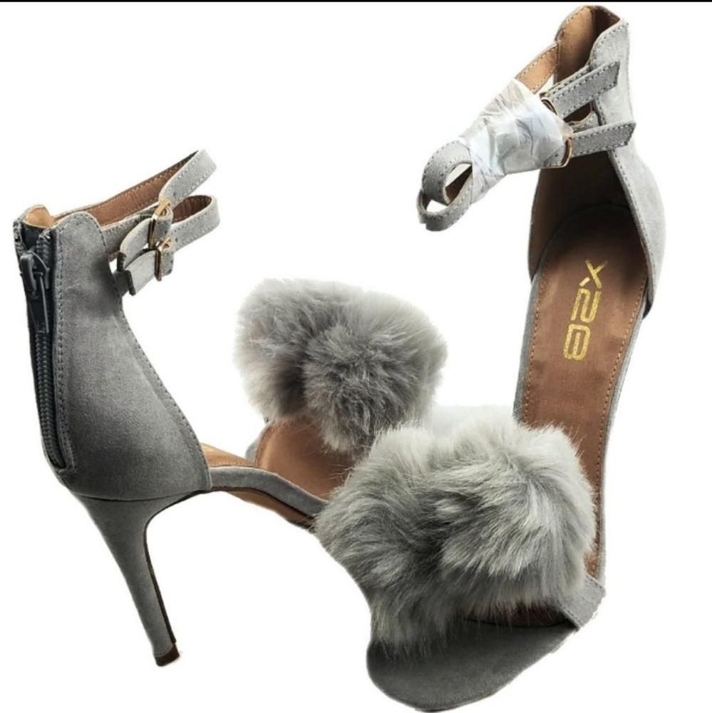 Women's Pom Pom Dual Ankle Strap Heels - Picture 3 of 5